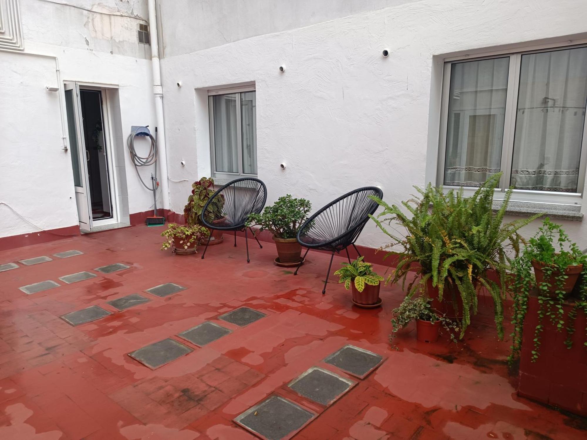 Como Una Casa De Campo En La Ciudad, Con Patio -Parking Gratis Χιχόν Εξωτερικό φωτογραφία